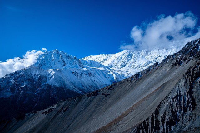 دانلود عکس والپیپر کوه های برفی