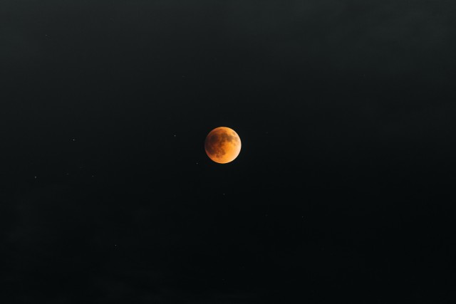 دانلود عکس ماه کامل در شب
