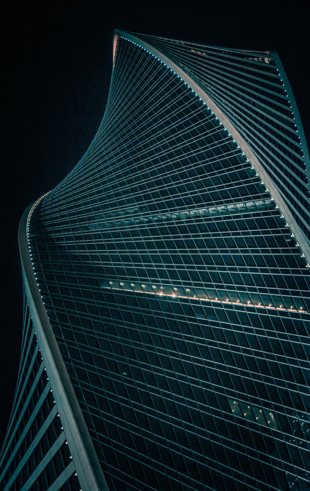 دانلود عکس برج هلالی و زیبا با بهترین کیفیت